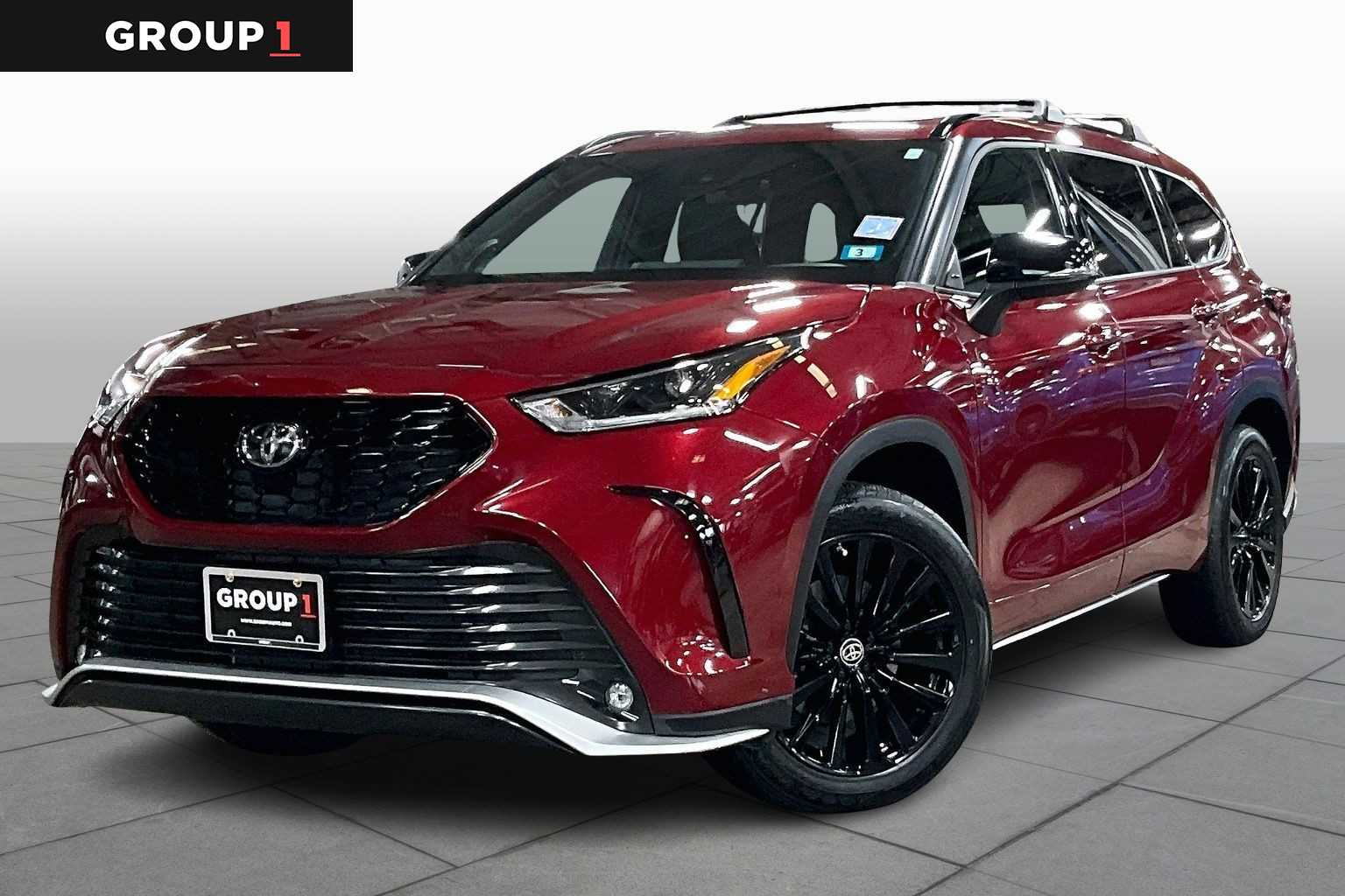 2023 Toyota Highlander XSE's photo