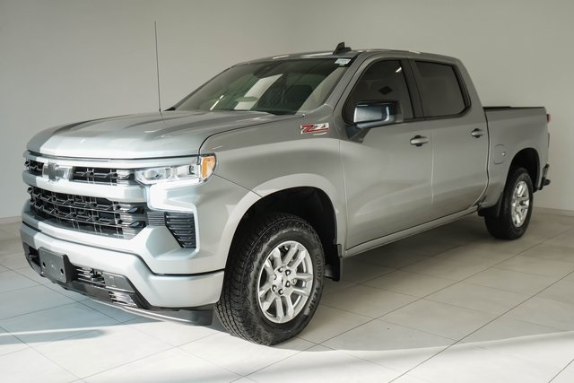 2024 Chevrolet Silverado 1500 RST photo 5