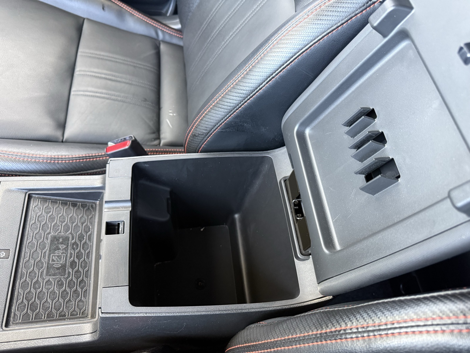 2024 Nissan Frontier PRO-4X photo 19