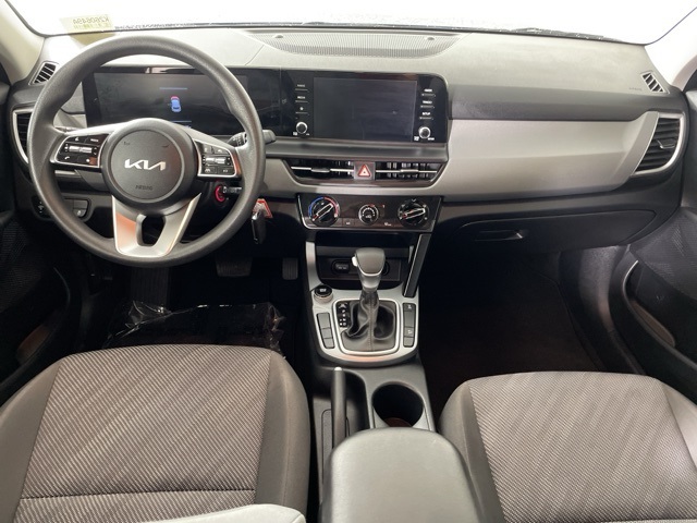 2024 Kia Seltos LX photo 31