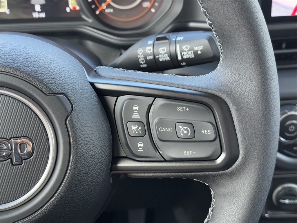 2025 Jeep Wrangler Rubicon X photo 17