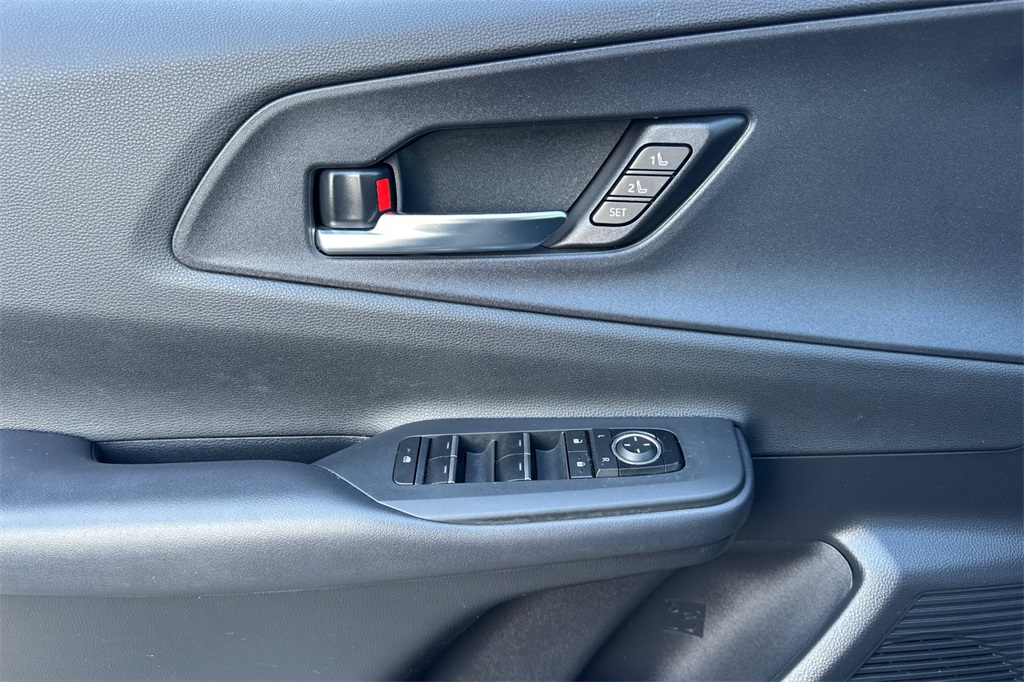 2023 Toyota Prius Prime XSE Premium photo 12