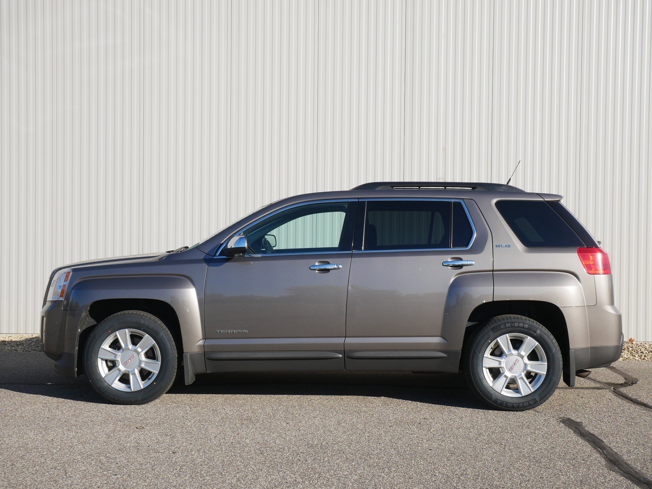 Used 2011 GMC Terrain SLE-2 with VIN 2CTALSEC1B6340086 for sale in Hastings, Minnesota