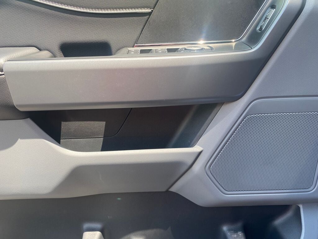 2025 Ford F-150 XLT photo 7