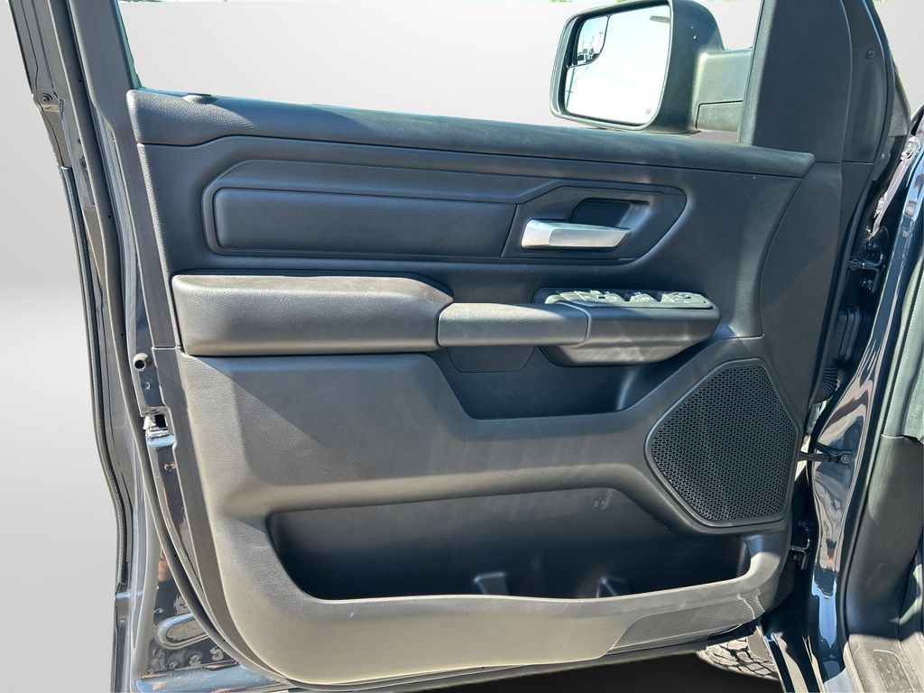 2026 Ram 1500 Warlock photo 16