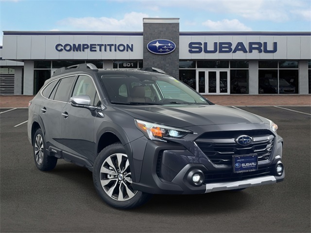 2025 Subaru Outback Touring's photo