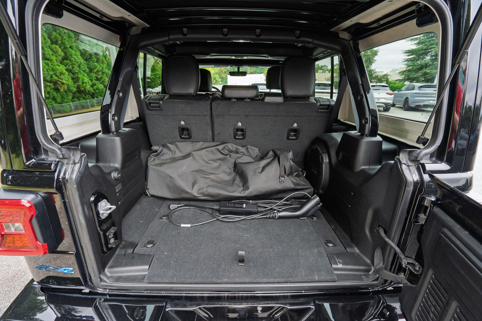 2021 Jeep Wrangler 4xe Unlimited Sahara High Altitude photo 15