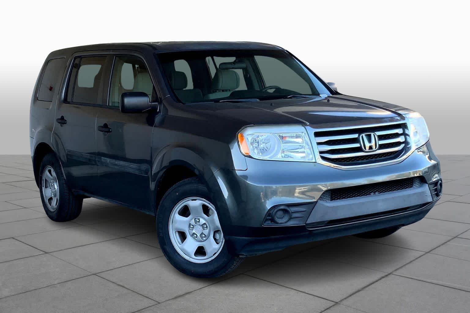 2013 Honda Pilot LX photo 2