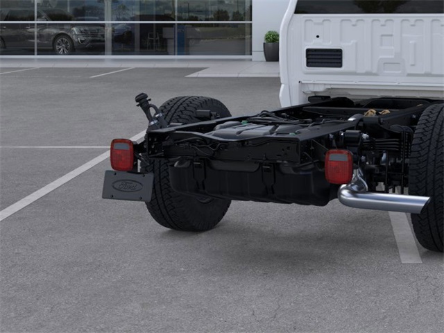 2025 Ford F-350 photo 18