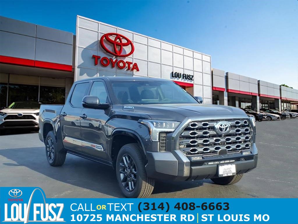 2026 Toyota Tundra Platinum's photo
