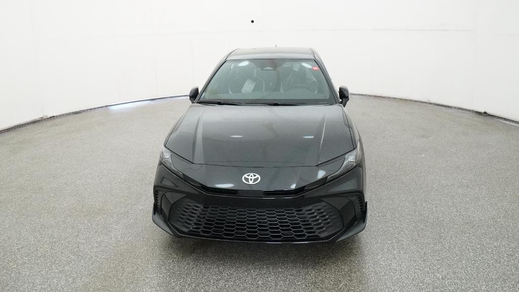 2025 Toyota Camry SE photo 2
