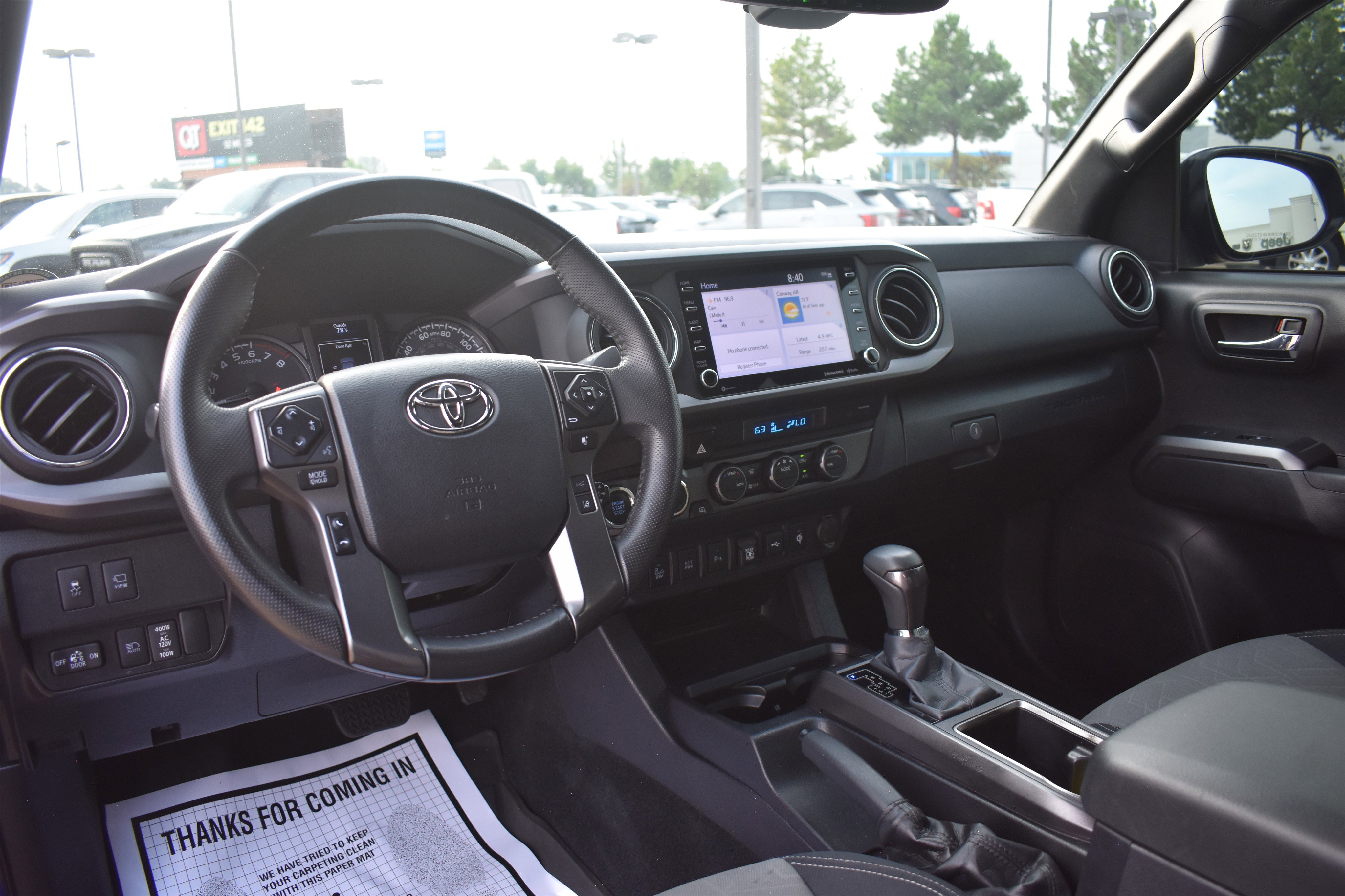 2023 Toyota Tacoma TRD photo 10