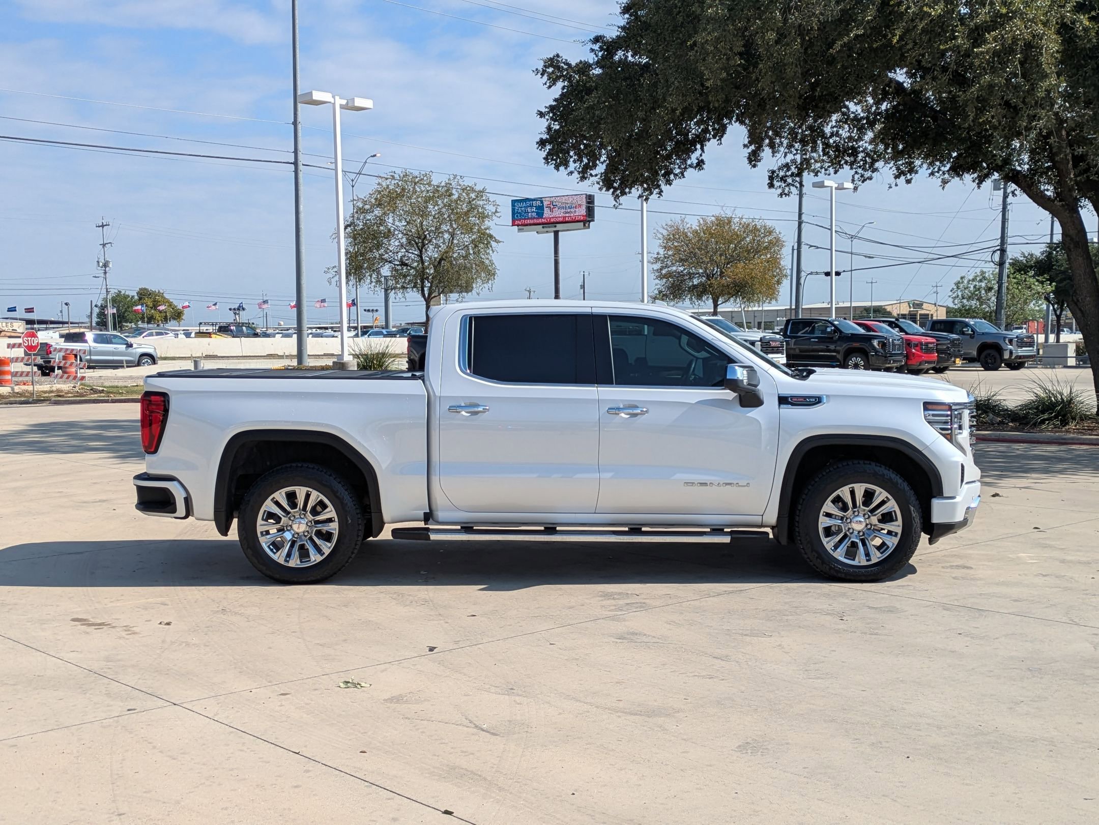 2024 Gmc Sierra 1500 Denali photo 2