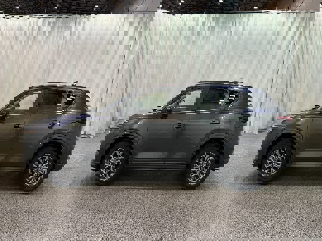 2025 Mazda CX-5 2.5 S Preferred photo 3