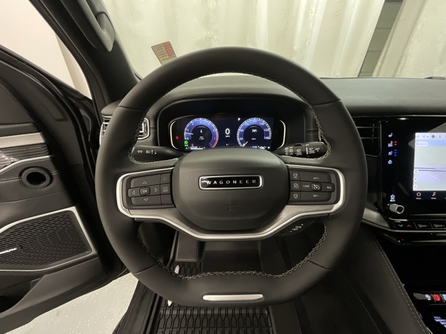 2025 Jeep Wagoneer Series II Overland photo 9