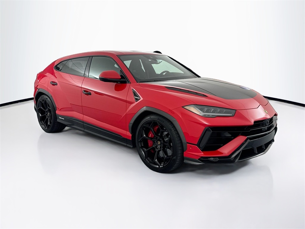2023 Lamborghini Urus Performante photo 3