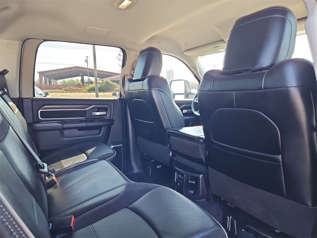 2024 Ram 2500 Laramie photo 29