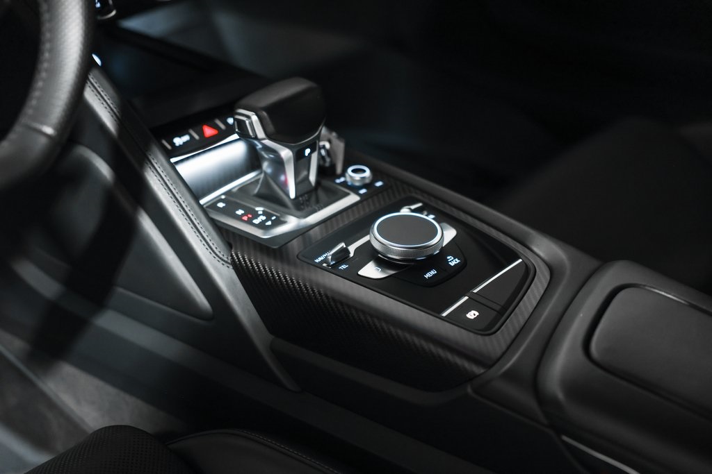 2017 Audi R8 5.2 V10 Plus Coupe photo 29