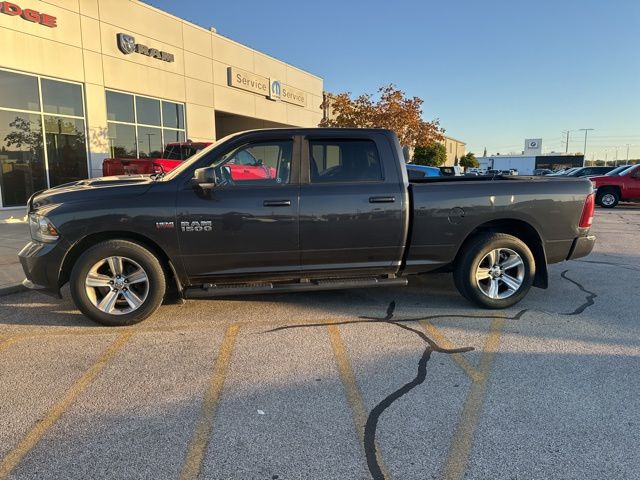 2016 Ram 1500 Sport photo 3