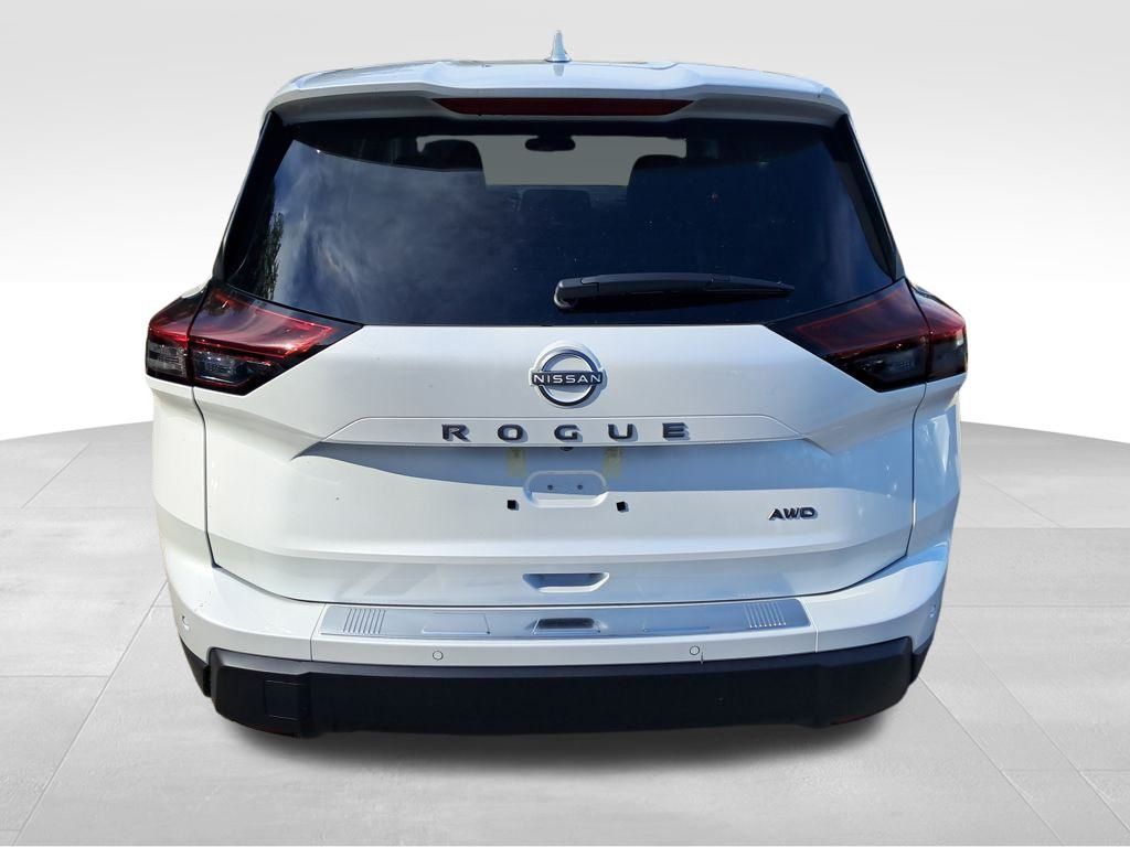 2026 Nissan Rogue SV photo 4