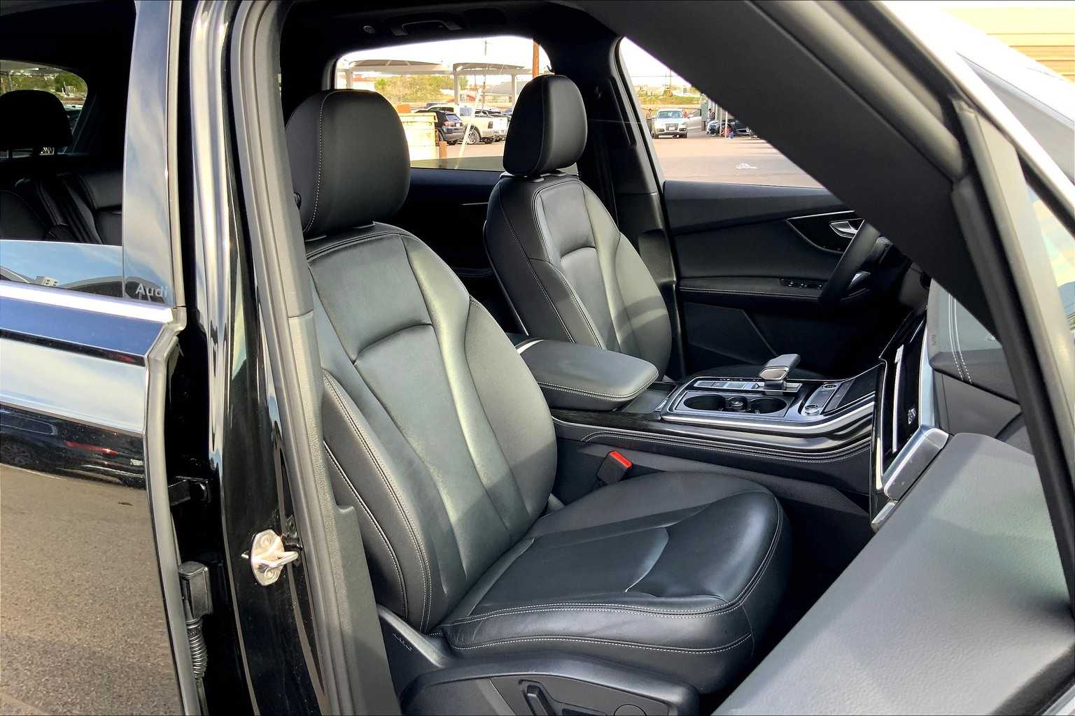 2025 Audi Q7 Premium Plus photo 6