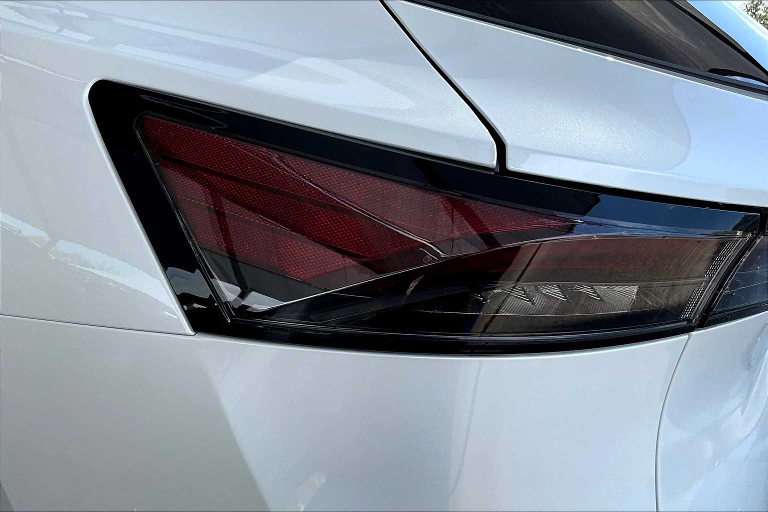 2025 Nissan ARIYA Evolve+ photo 12