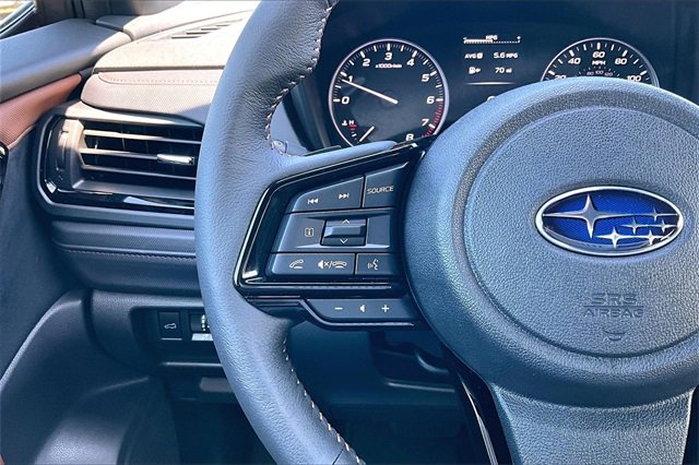 2025 Subaru Forester Touring photo 16