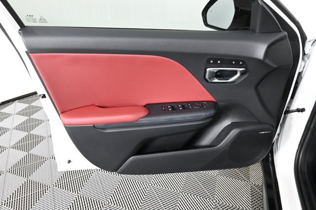 2025 Kia K4 GT-Line photo 19