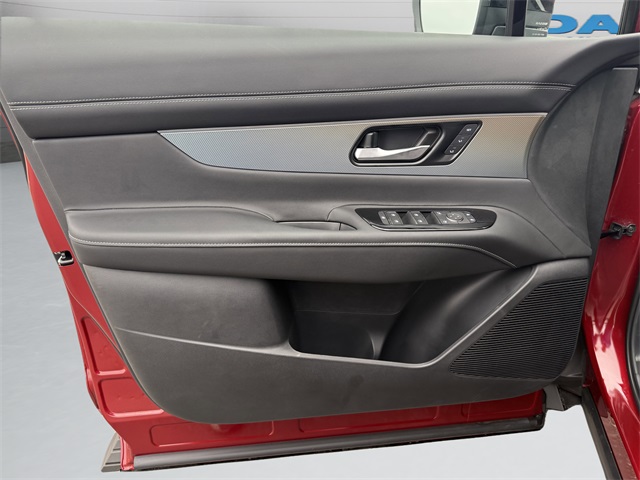 2025 Nissan Murano SL photo 12