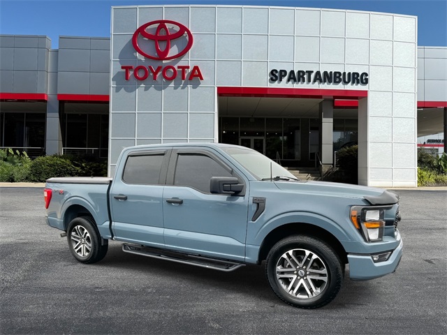 2023 Ford F-150 XL's photo