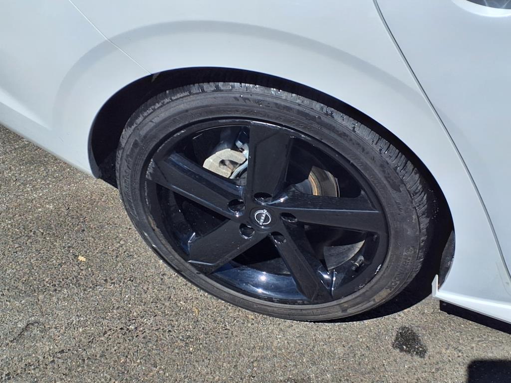 2024 Nissan Sentra SR photo 9