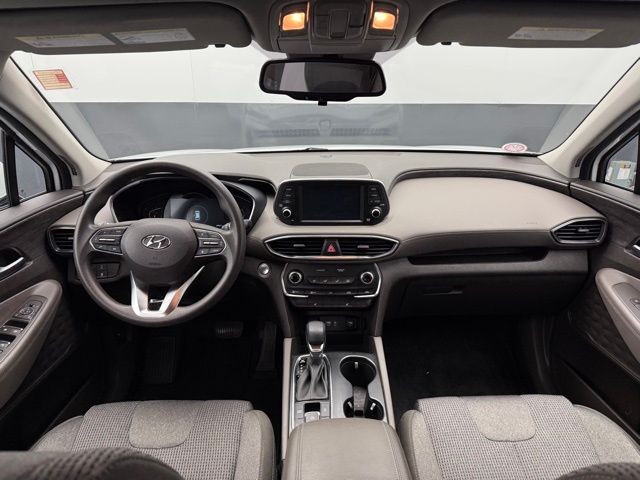 2020 Hyundai Santa Fe SEL photo 3
