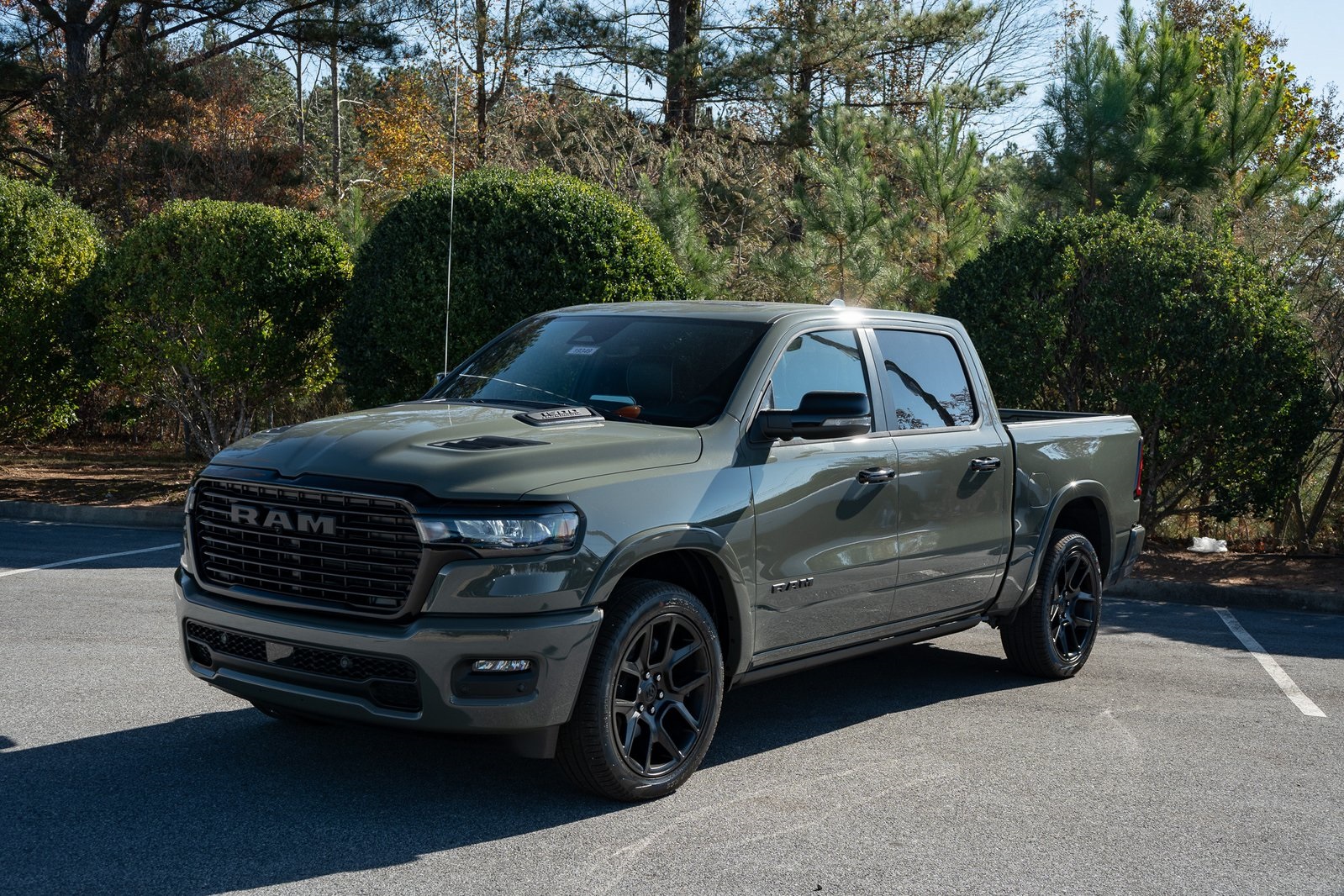 2026 Ram 1500 Laramie photo 3