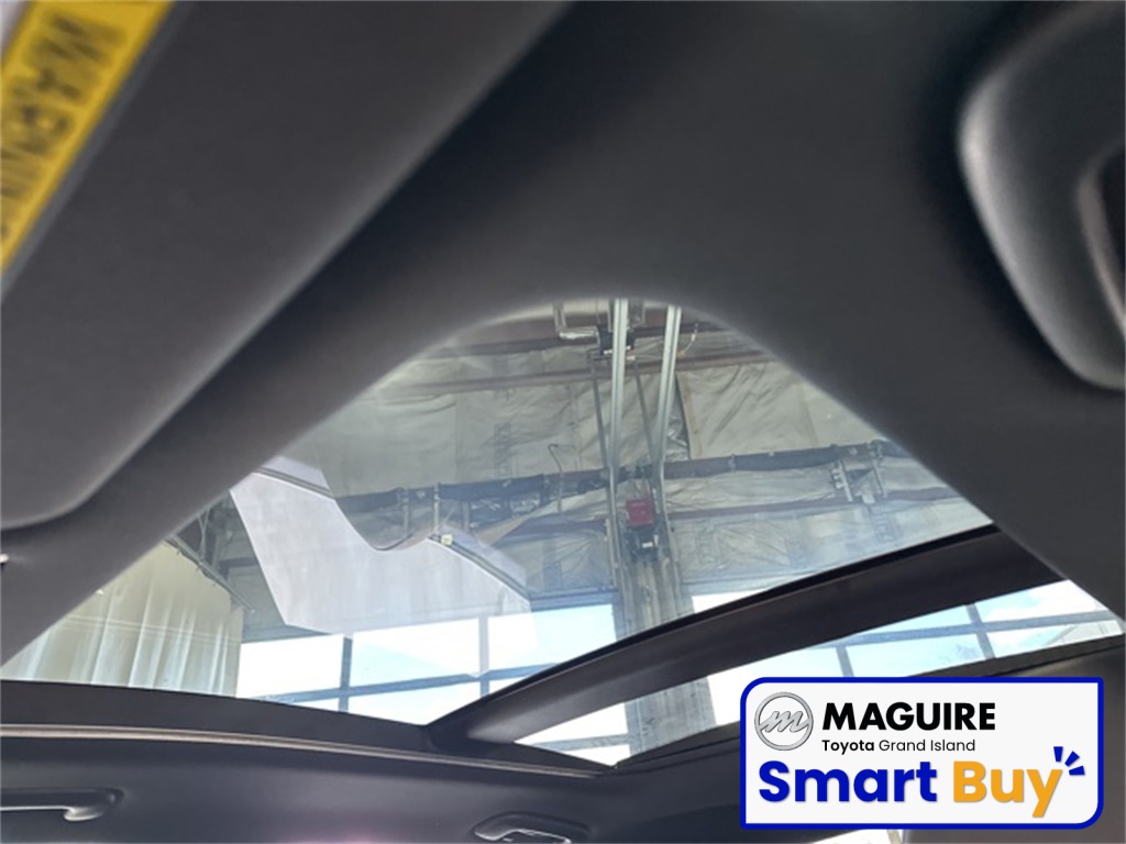 2022 Kia K5 GT-Line photo 3