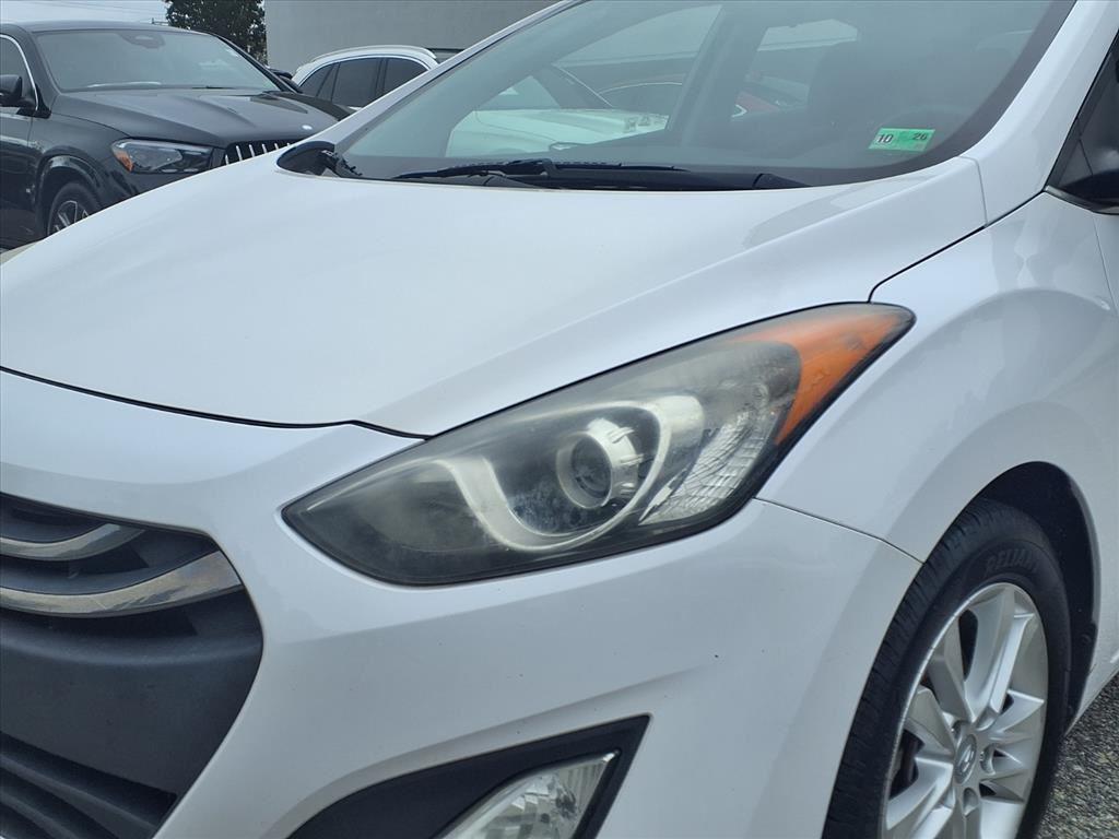 2014 Hyundai Elantra GT Base photo 3