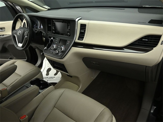 2018 TOYOTA SIENNA - Image 28