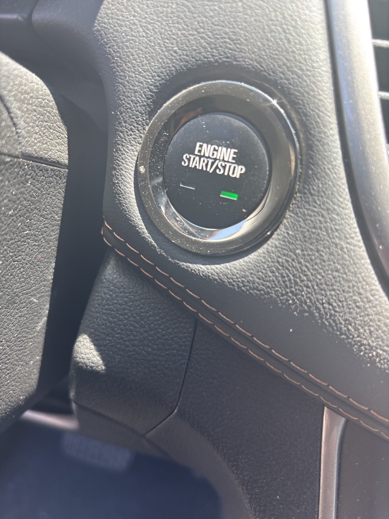 2022 Chevrolet Trax LT photo 18