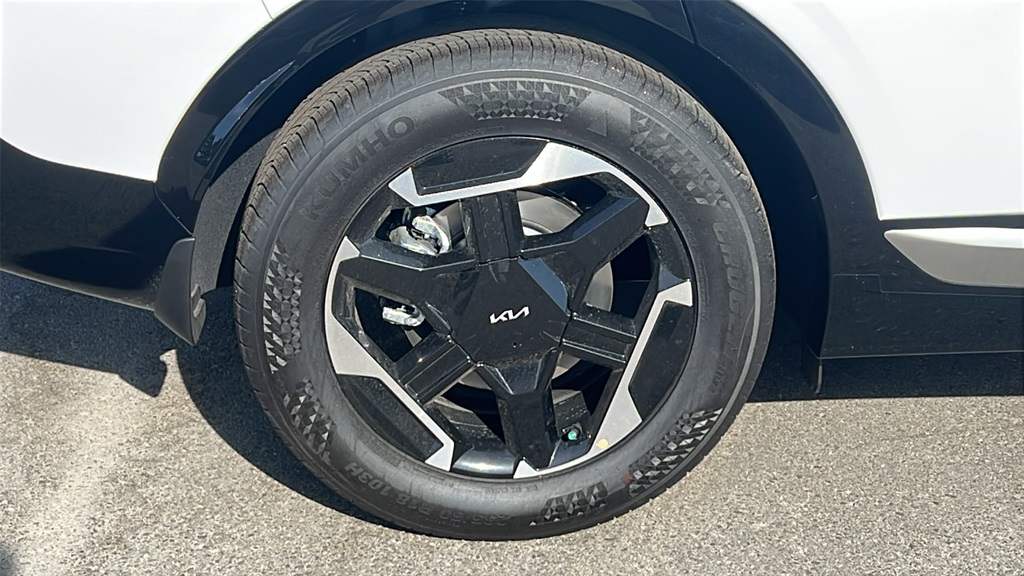 2026 Kia Sportage SX photo 9