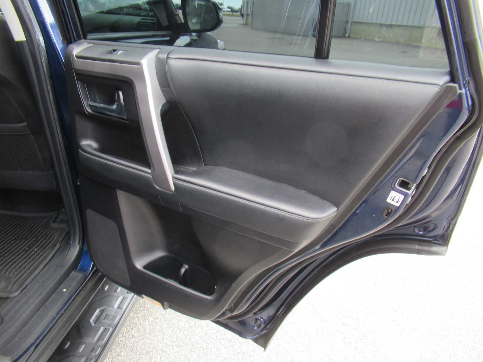 2020 Toyota 4Runner SR5 Premium photo 18