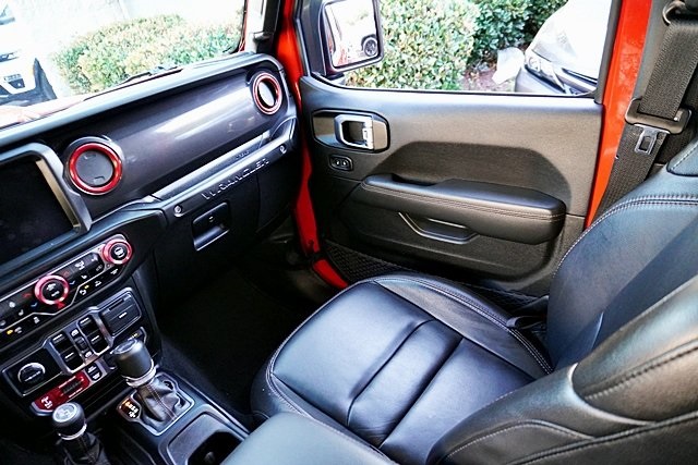 Certified Used 2022 Red Jeep Unlimited Rubicon 392 image 26