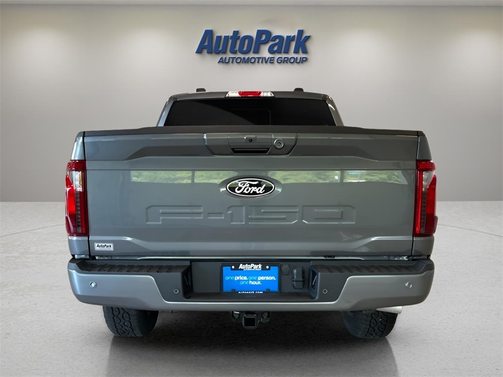 2025 Ford F-150 XLT photo 4
