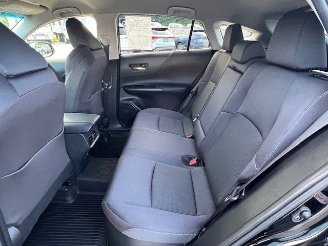 2021 Toyota Venza LE photo 15