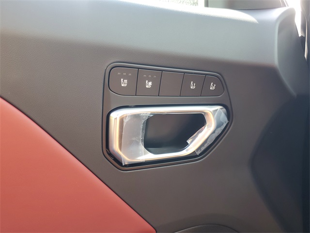 2025 Kia K4 GT-Line photo 25