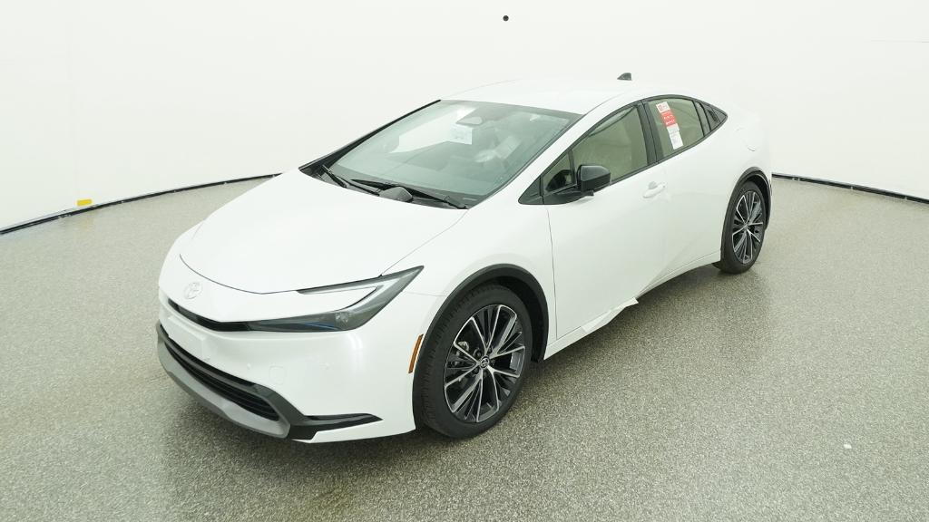 2026 Toyota Prius XLE's photo