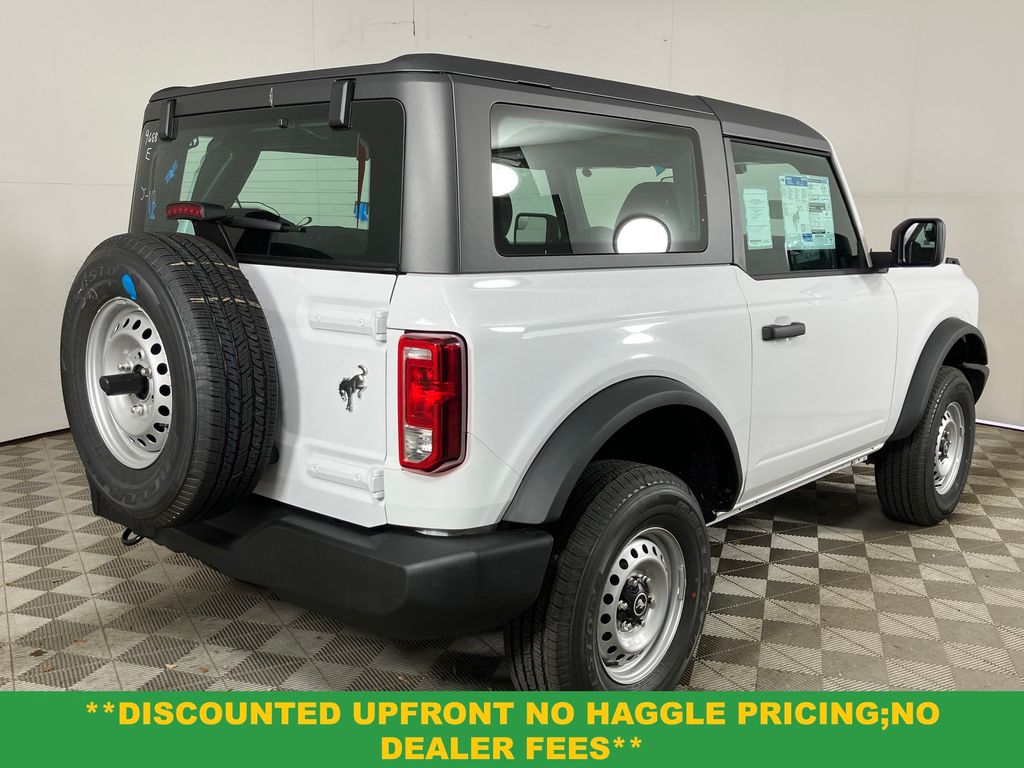 2025 Ford Bronco Base photo 3