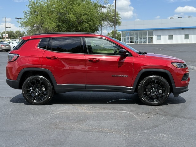 2025 Jeep Compass Latitude photo 6