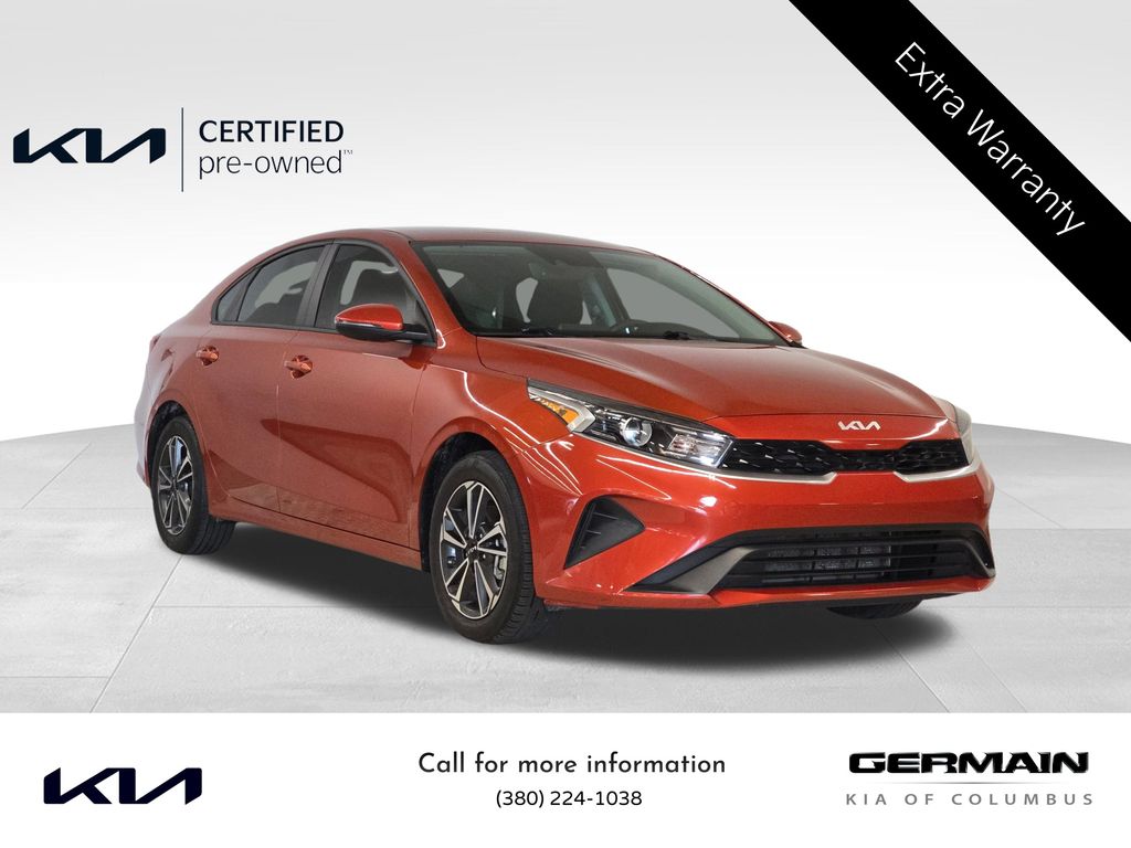 2024 Kia Forte LXS photo 3