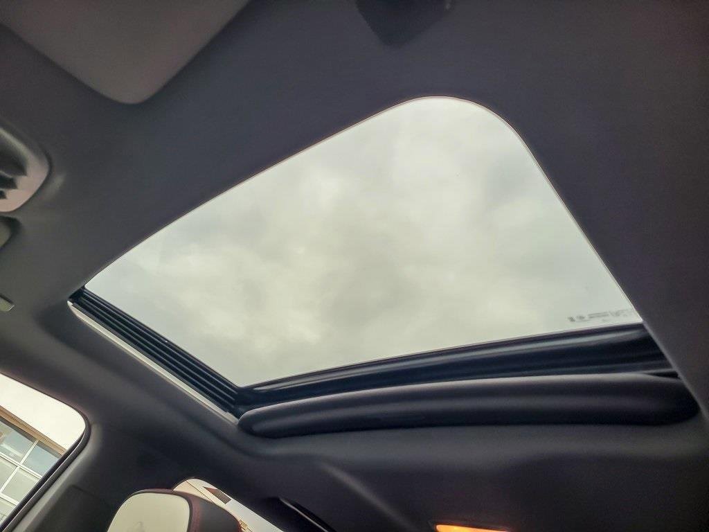 2025 GMC CANYON - Image 9