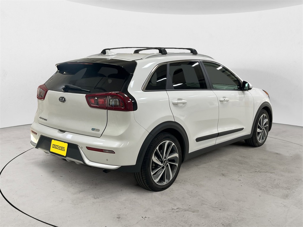 2019 Kia Niro Touring photo 4