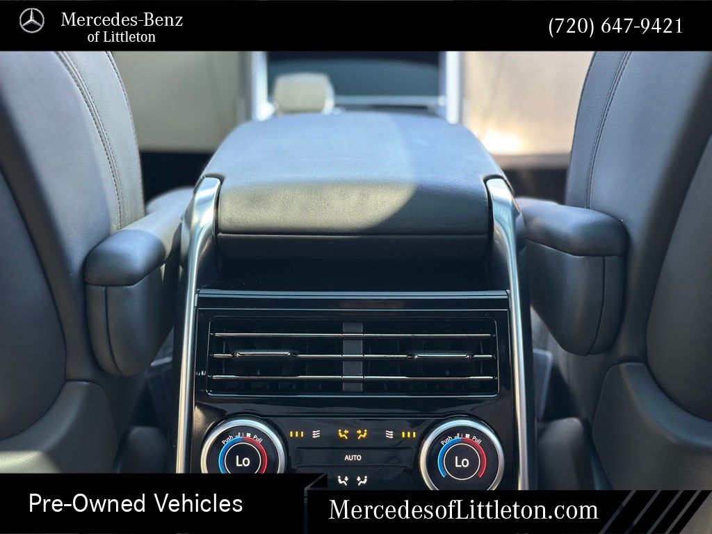2024 Land Rover Range Rover SE photo 18